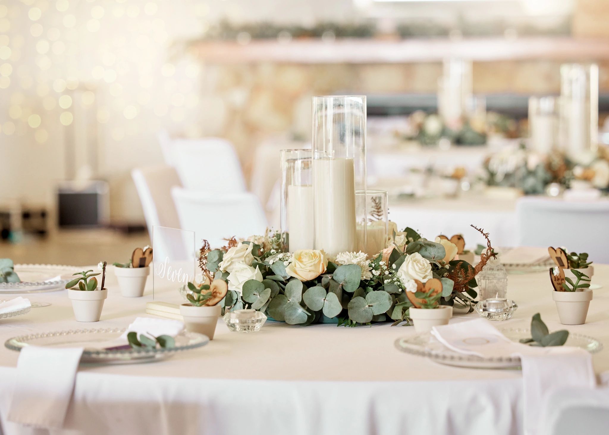 Elegant wedding reception table setting with floral décor
